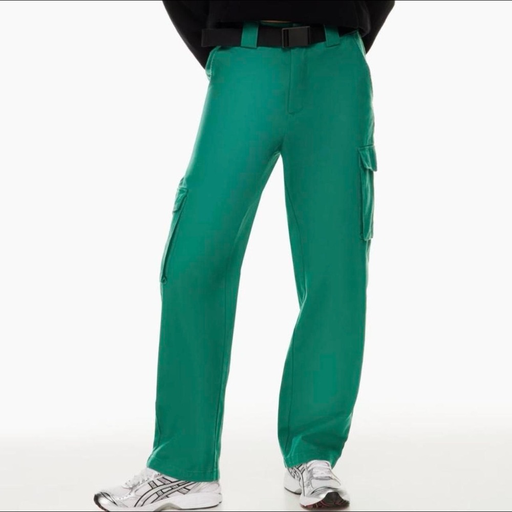 Aritzia TNA cargo green pants